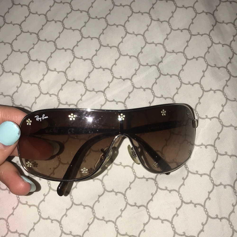 kids Ray Ban with sparkle flowers